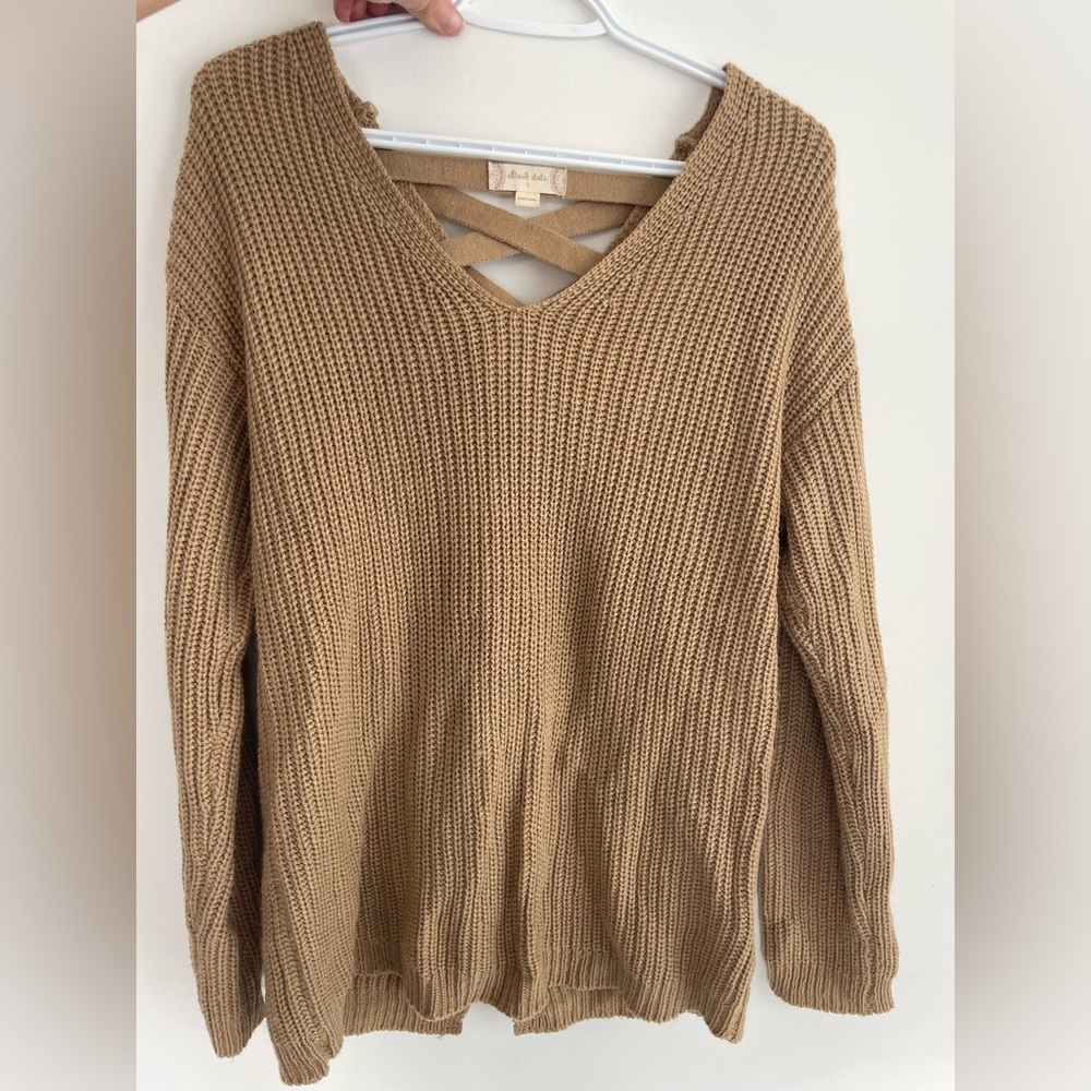 Size Medium Altar’d State Sweater